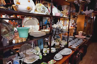 Antiques Art and Collectables