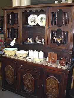 Kraaines Furnishers, in White River, Mpumalanga can provide you with bargain second hand goods furniture and antiques