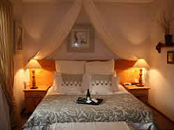 Piet Retief Accommodation -  Piet Retief B&B - Dusk To Dawn